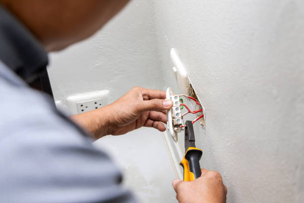 Best 24-Hour Electrician  in Hickory Hls, IL